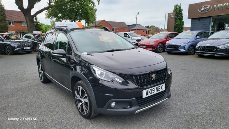 PEUGEOT 2008