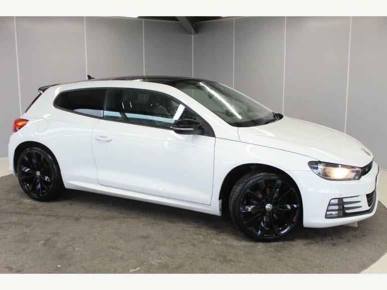 2.0 TDI BlueMotion Tech R-Line Black Edition Euro