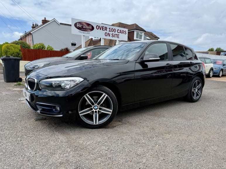 BMW 1 SERIES
