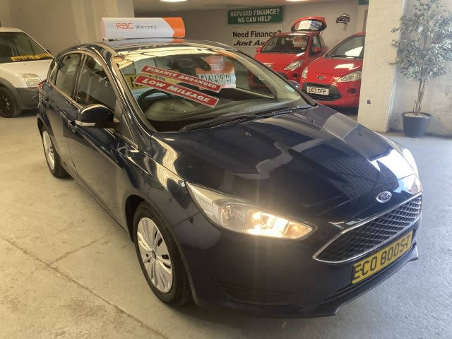 FORD FOCUS