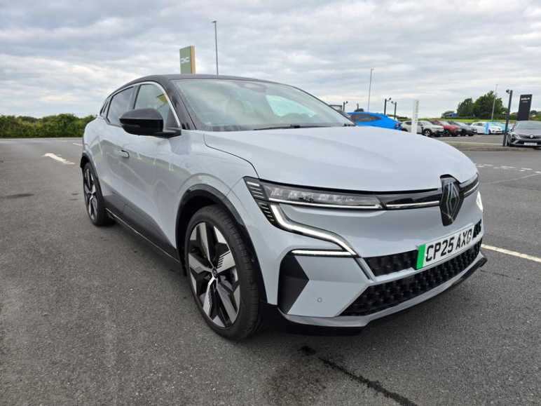 RENAULT MEGANE E-TECH