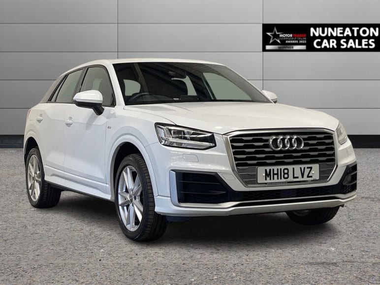 AUDI Q2