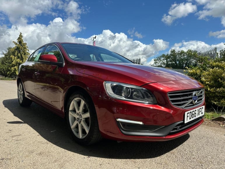 VOLVO S60