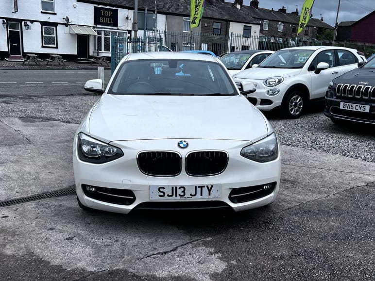 BMW 1 SERIES