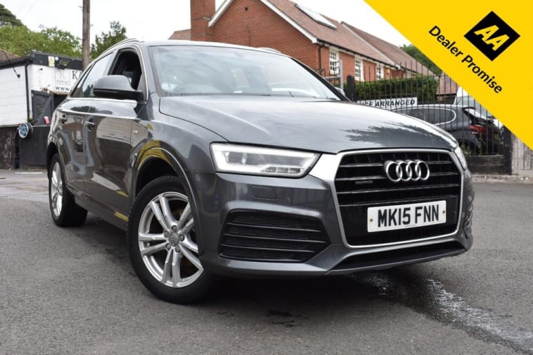 AUDI Q3