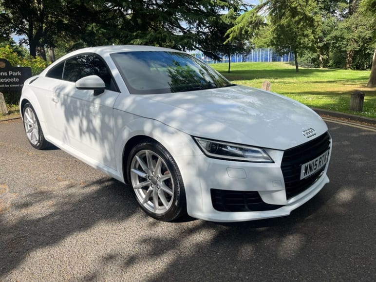 AUDI TT