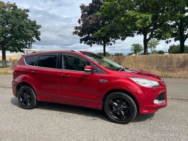 FORD KUGA