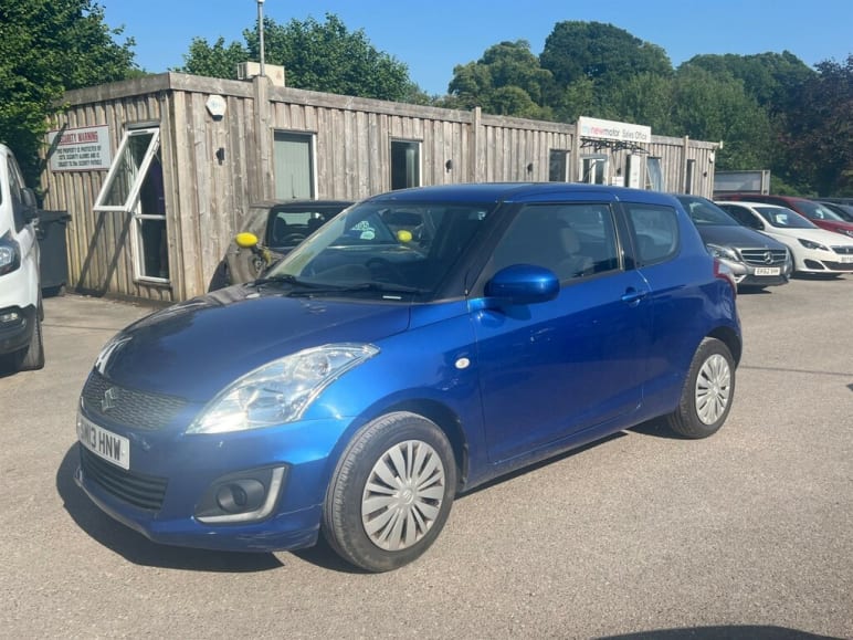 SUZUKI SWIFT
