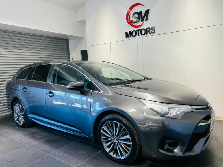 TOYOTA AVENSIS