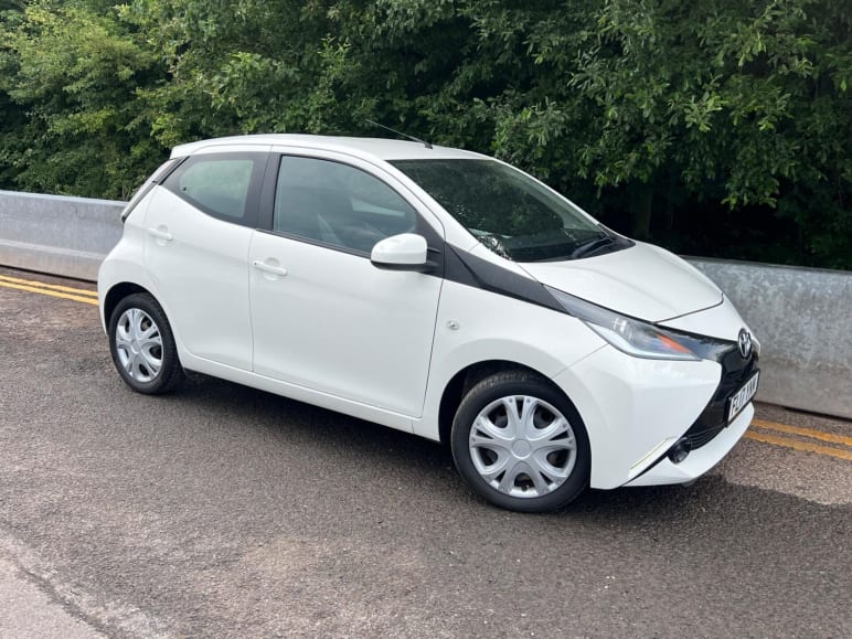 TOYOTA AYGO