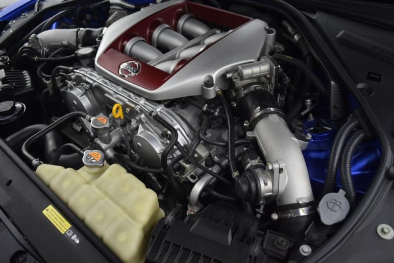 3.8 V6 Recaro Auto 4WD Euro 6 2dr