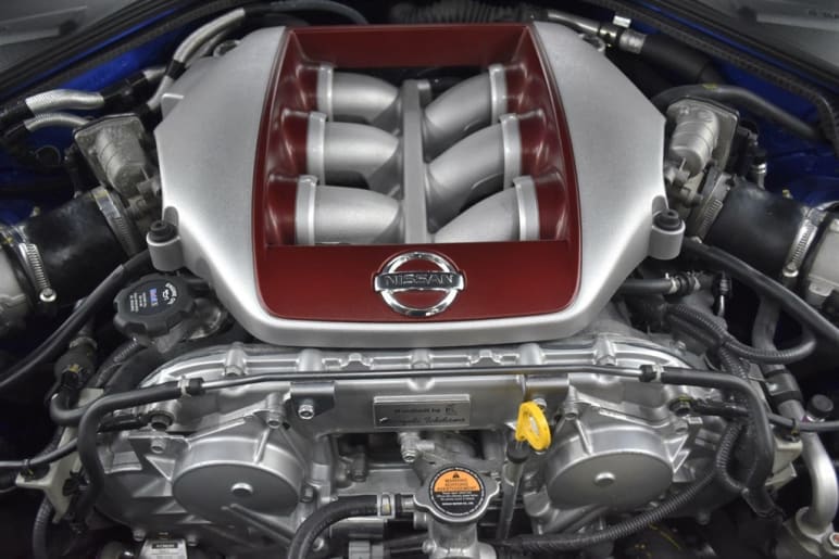 3.8 V6 Recaro Auto 4WD Euro 6 2dr