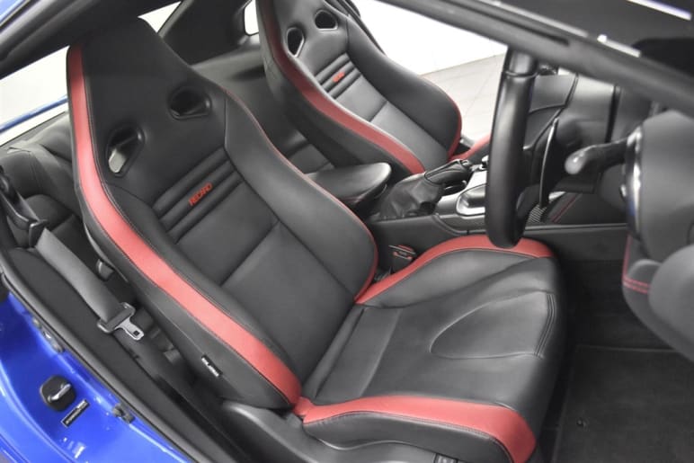 3.8 V6 Recaro Auto 4WD Euro 6 2dr