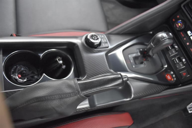 3.8 V6 Recaro Auto 4WD Euro 6 2dr