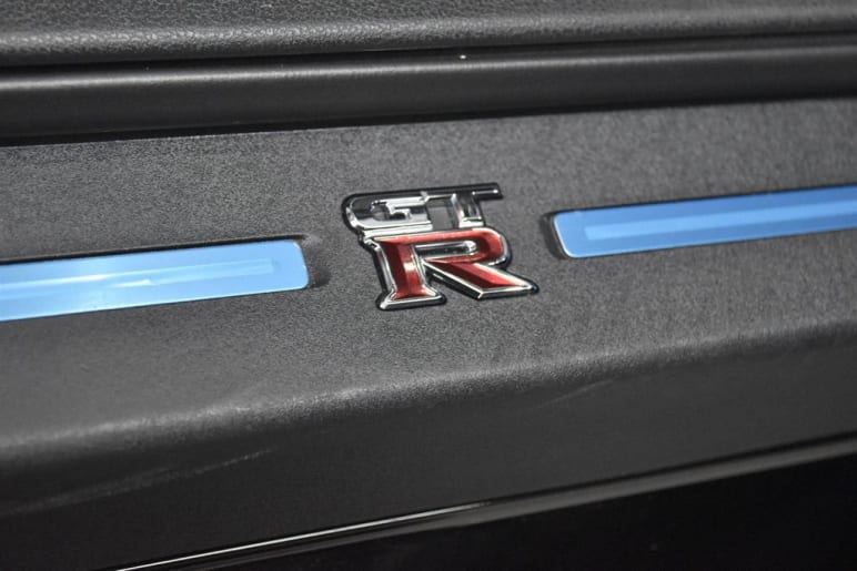 3.8 V6 Recaro Auto 4WD Euro 6 2dr