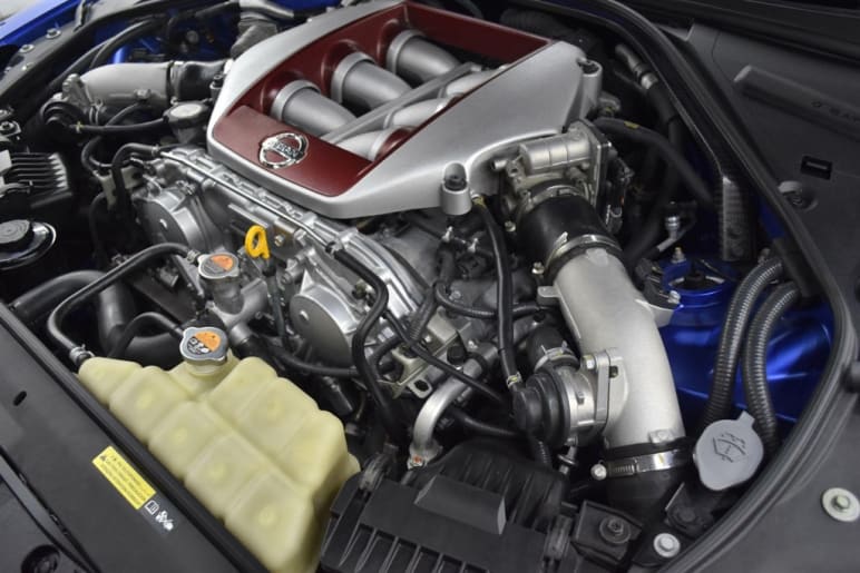 3.8 V6 Recaro Auto 4WD Euro 6 2dr