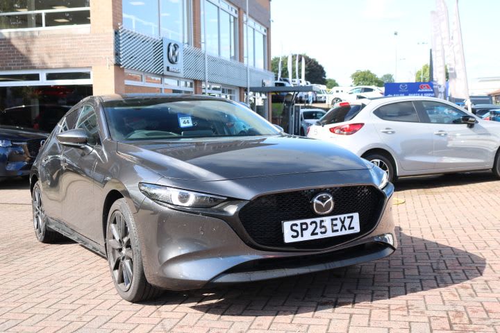 MAZDA 3