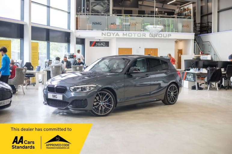 BMW 1 SERIES