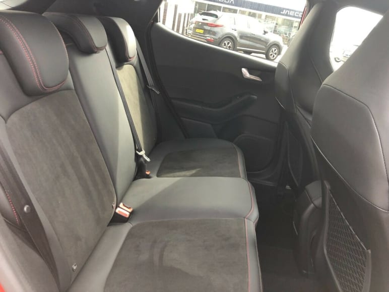 1.5 EcoBoost ST-3 5dr
