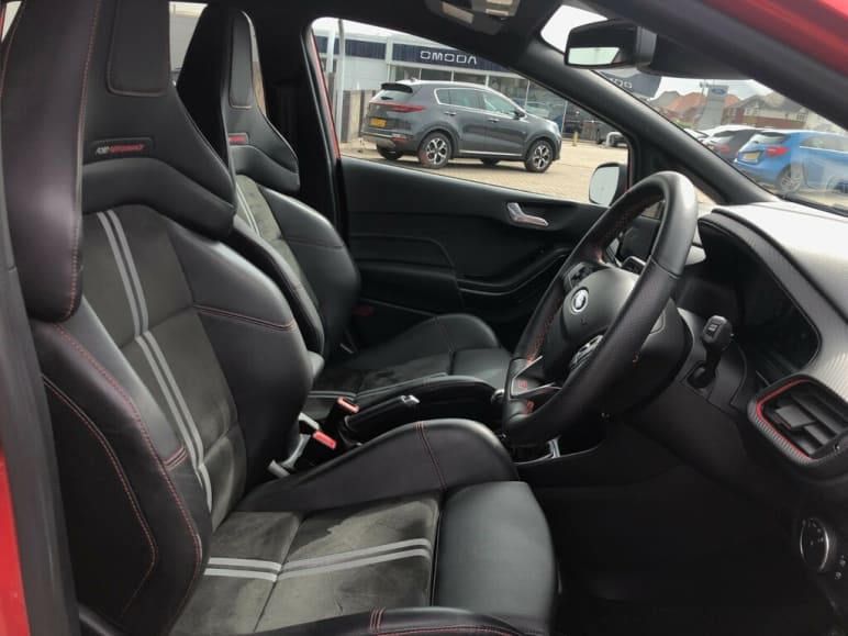 1.5 EcoBoost ST-3 5dr