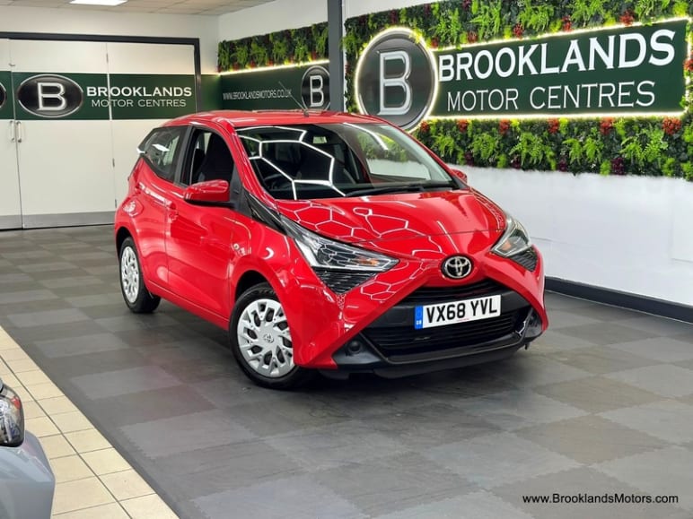 TOYOTA AYGO