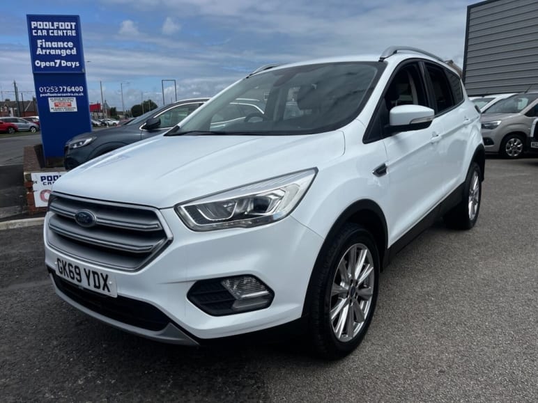 FORD KUGA