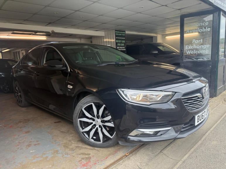 VAUXHALL INSIGNIA