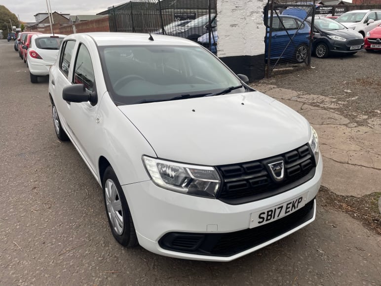 DACIA SANDERO