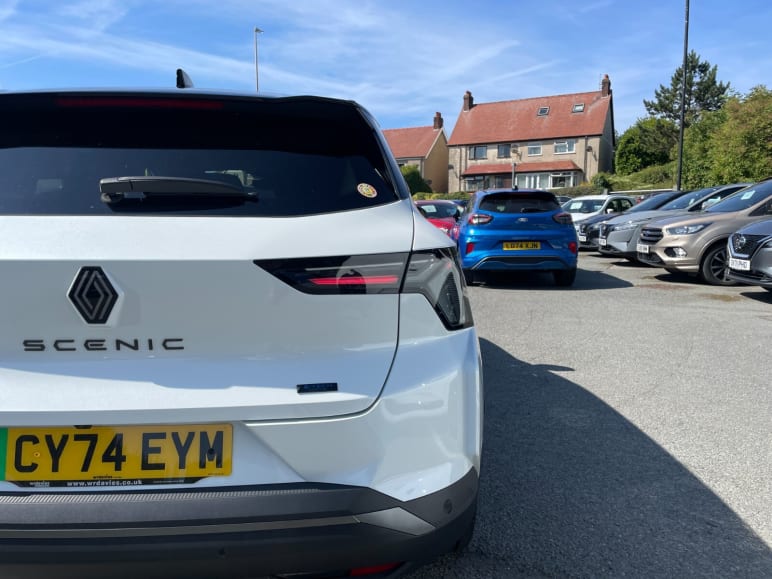 Electric Estate Esprit Alpine