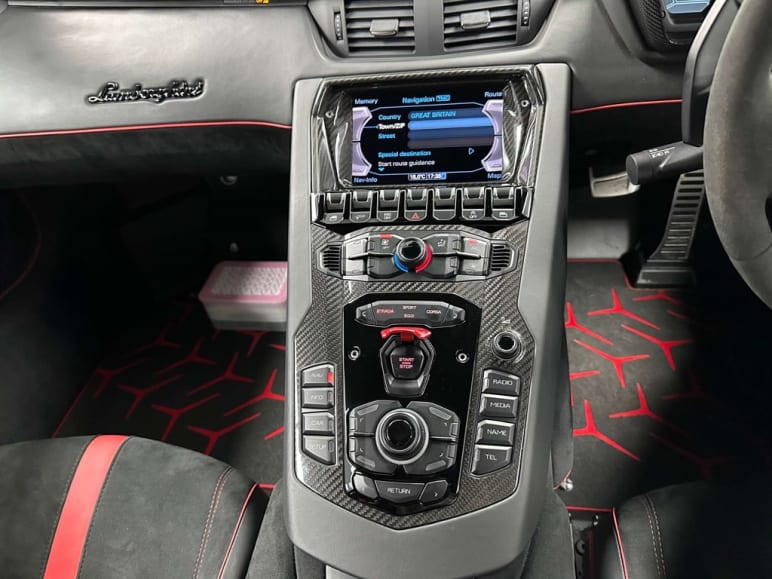 SVJ LP 770-4 Semi-Auto 4WD