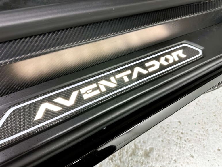 SVJ LP 770-4 Semi-Auto 4WD