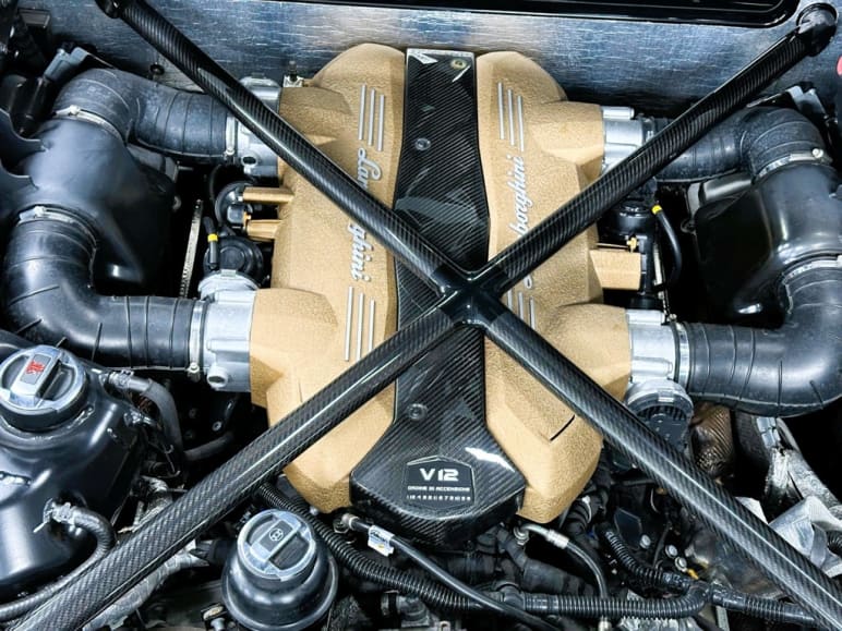 SVJ LP 770-4 Semi-Auto 4WD