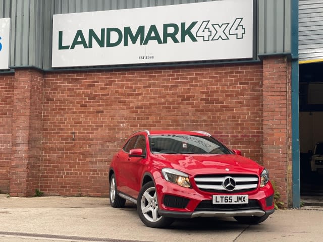MERCEDES-BENZ GLA