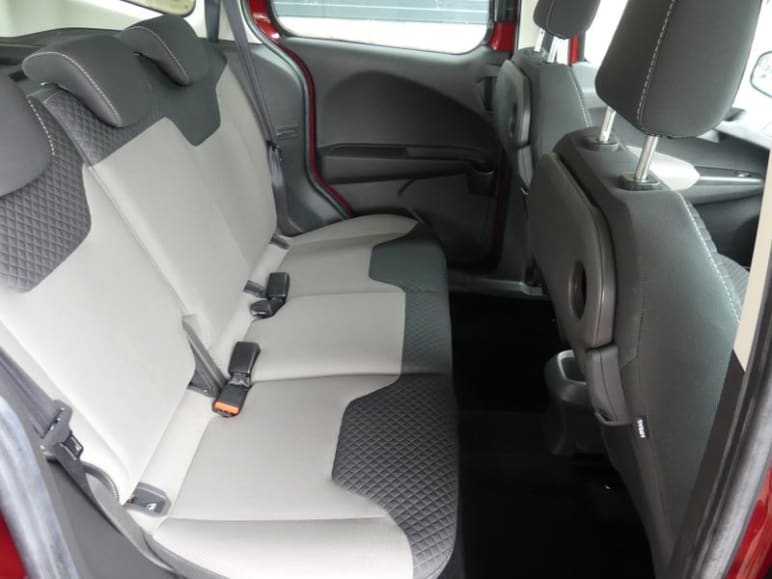 1.5 TDCi Zetec 5dr