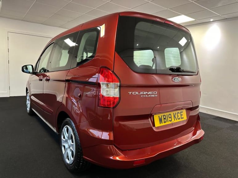 1.5 TDCi Zetec 5dr