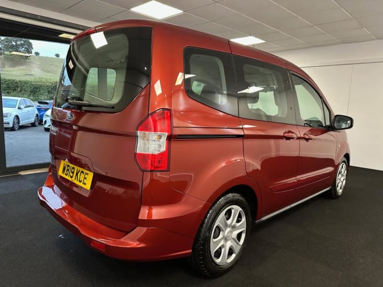 1.5 TDCi Zetec 5dr
