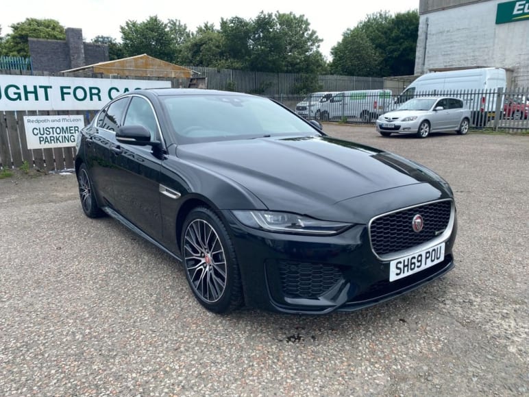 JAGUAR XE