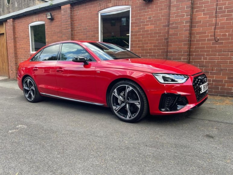 AUDI A4