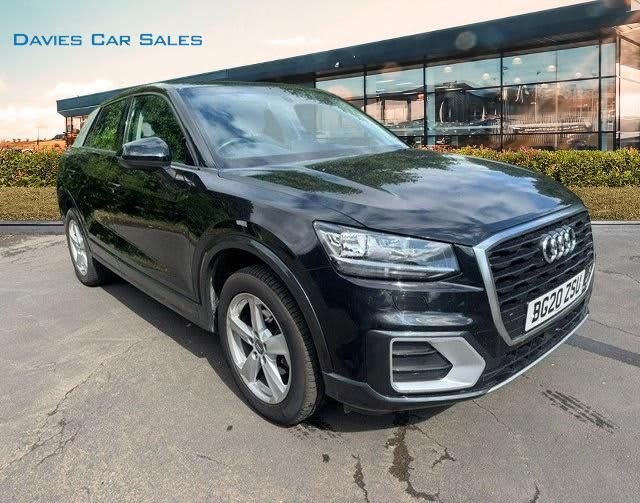 AUDI Q2