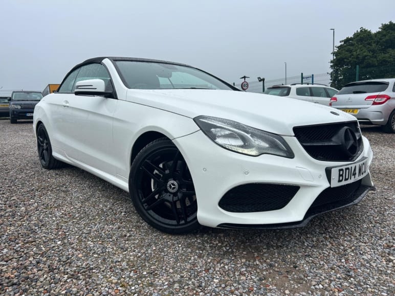MERCEDES-BENZ E CLASS