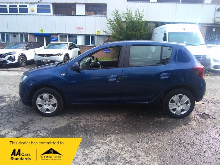 DACIA SANDERO