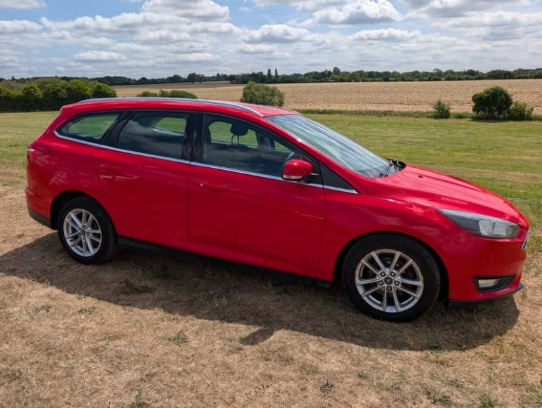 FORD FOCUS
