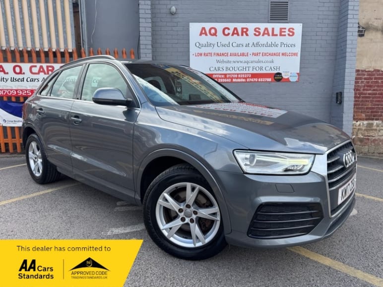 AUDI Q3