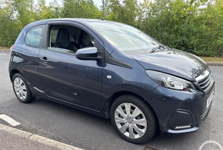PEUGEOT 108