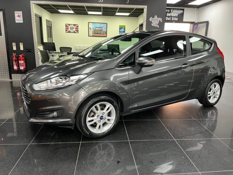 FORD FIESTA