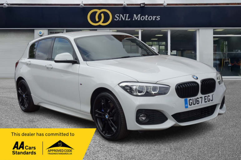 BMW 1 SERIES