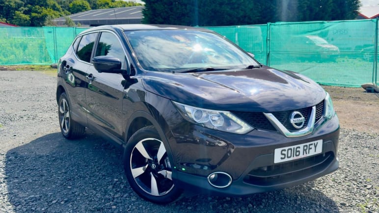 NISSAN QASHQAI