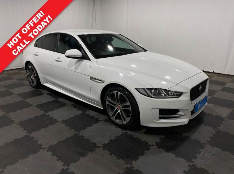 JAGUAR XE