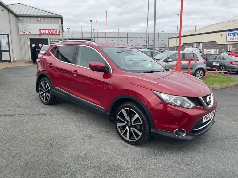 NISSAN QASHQAI