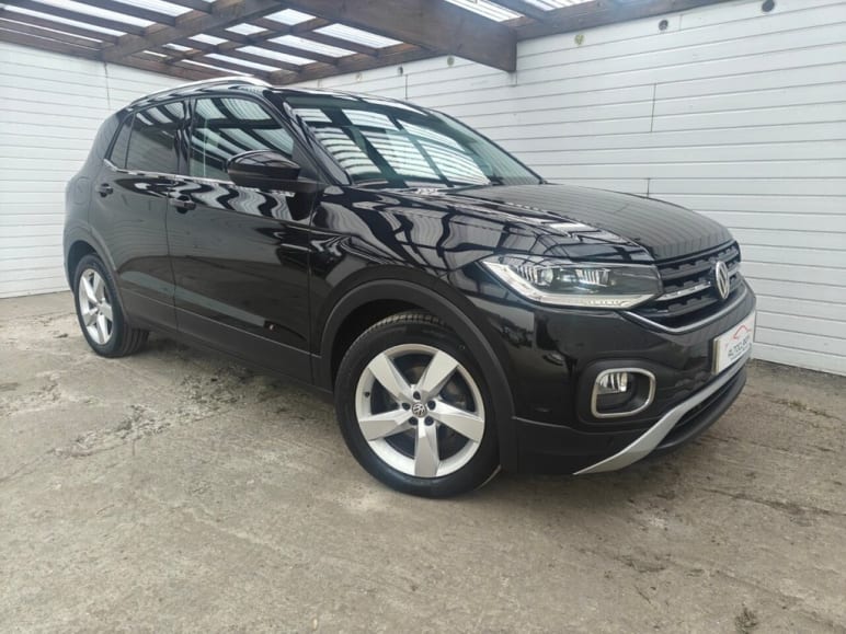 VOLKSWAGEN T-CROSS